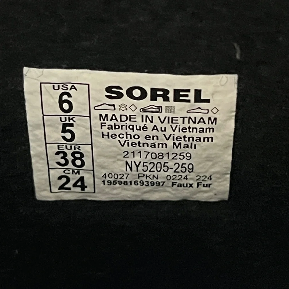 NWT SOREL Waterproof Boots